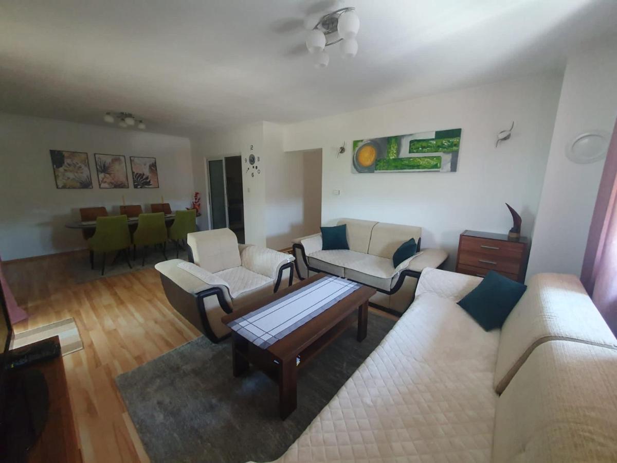 Appartamento Apartman Jaca Livno Esterno foto
