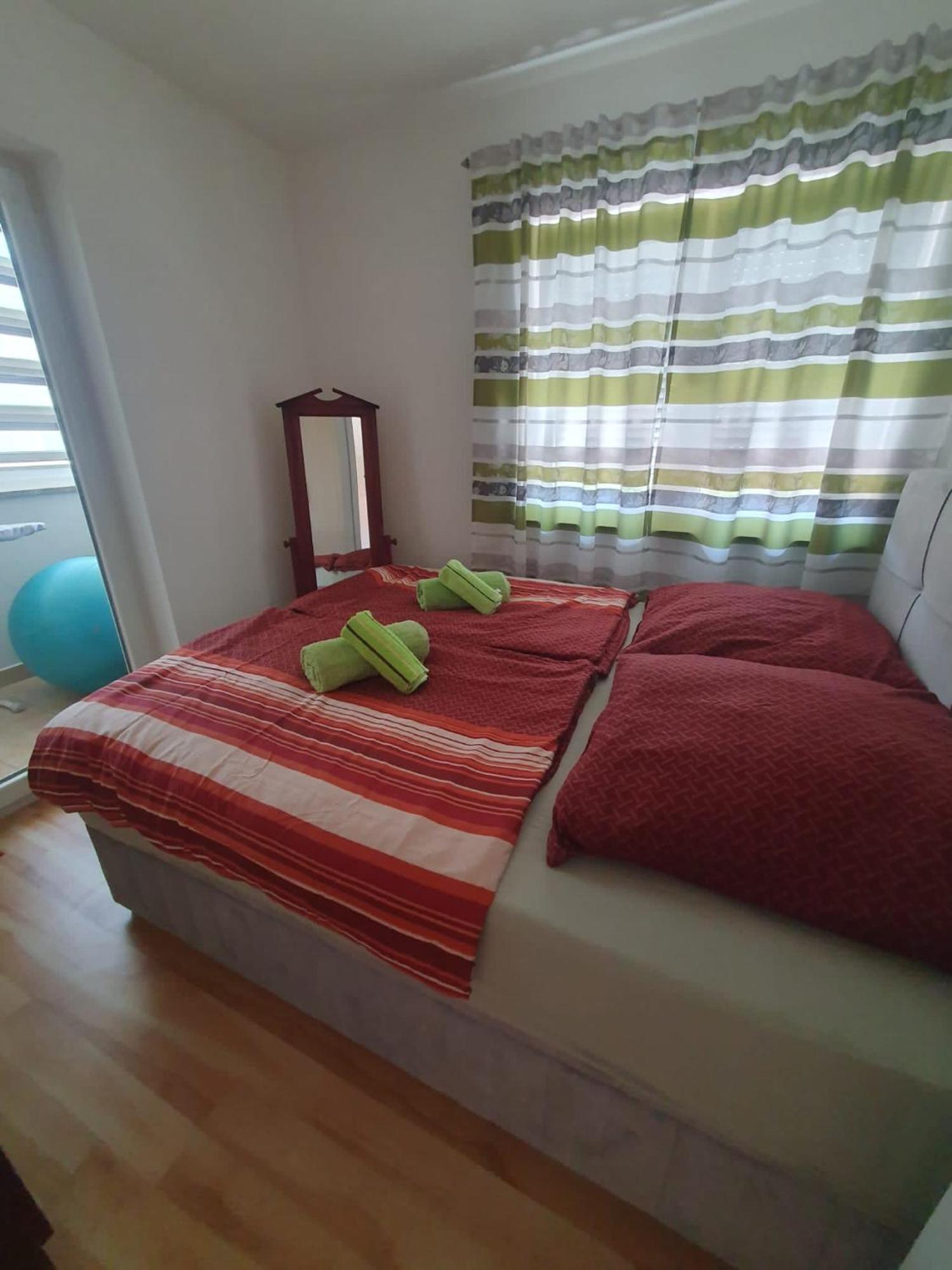 Appartamento Apartman Jaca Livno Esterno foto